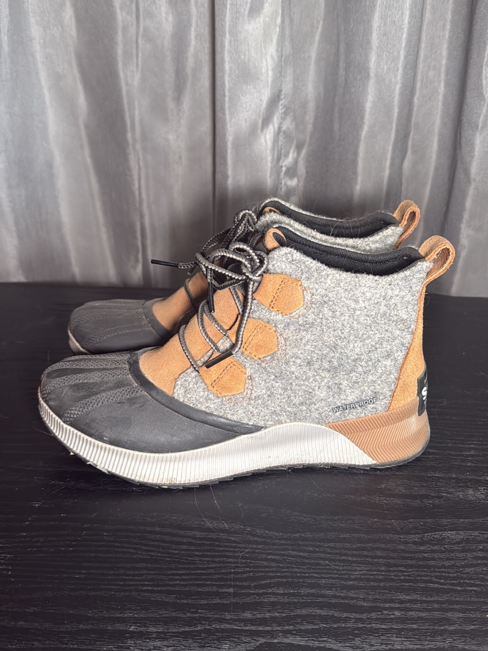 Sorel Lace-Up Ankle Boots in Gray and Tan